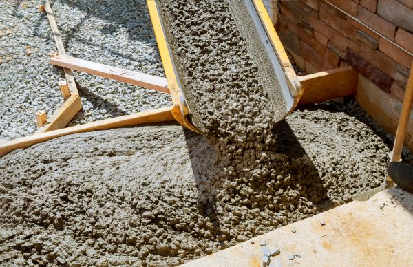 Cement Walkway Pouring in Walnut Creek